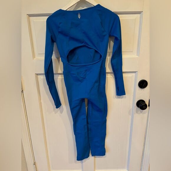 NWT free people movement good karma long sleeve cut out royal blue onesie - Picture 8 of 9